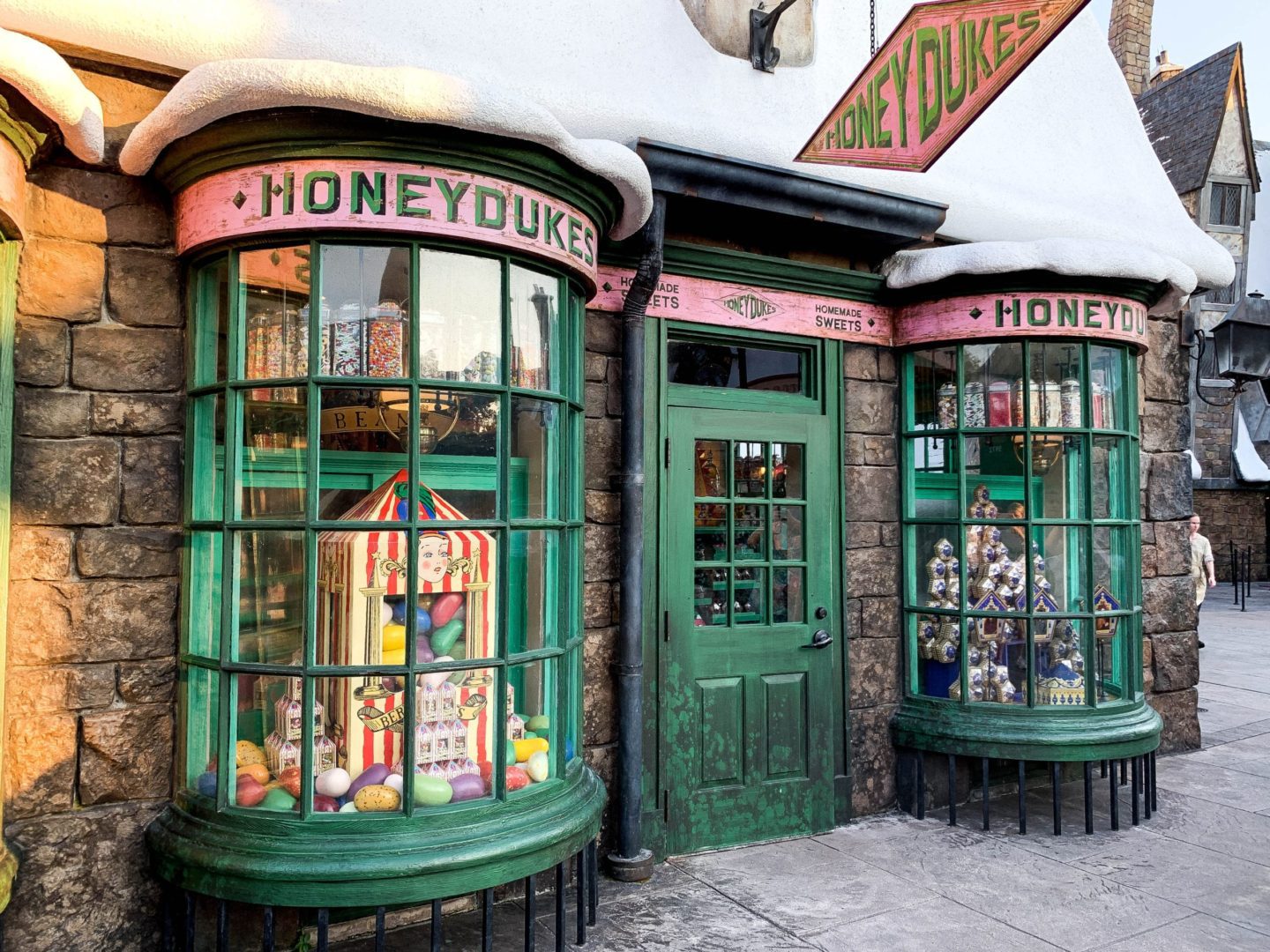 Universal Studios Honeydukes, the Wizarding World of Harry Potter