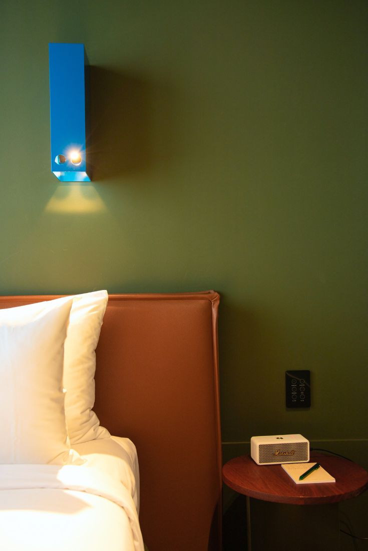 Melbourne Place Hotel